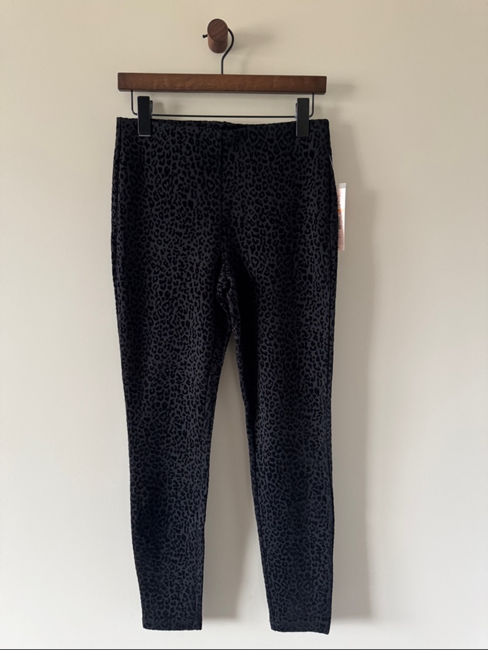 NANETTE LEPORE VELVET LEOPARD PRINT LEGGINGS VERY BLACK SIZE SMALL